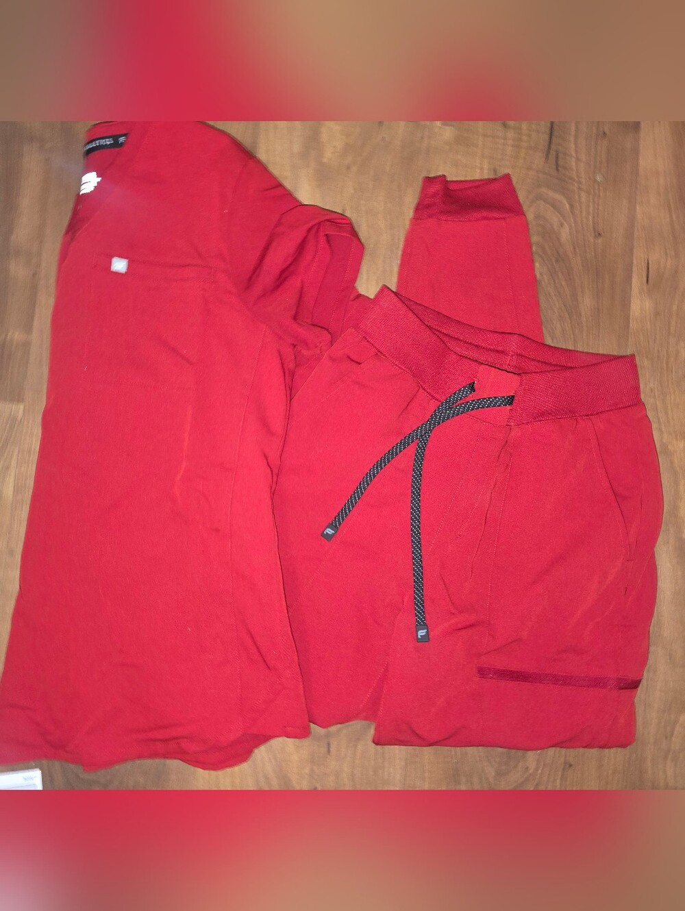 Fabletics Scrub Set
